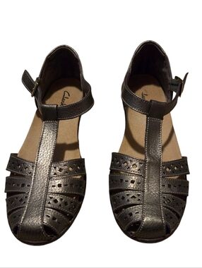 Women’s 8M Clarks Wendy Valley Bronze Fisherman Strappy Heeled Sandals